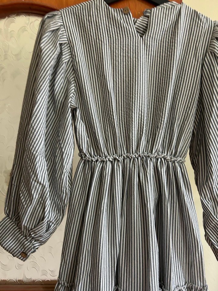 Gri Çizgili Uzun Kadın Elbise - Görsel 4