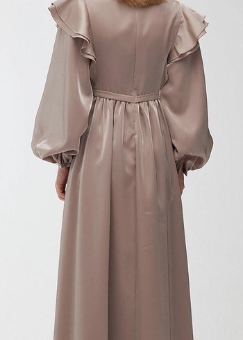 Fırfırlı Yüksek Yakalı Uzun abiye - Görsel 3