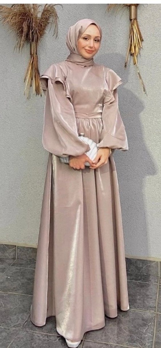 Fırfırlı Yüksek Yakalı Uzun abiye - Görsel 2