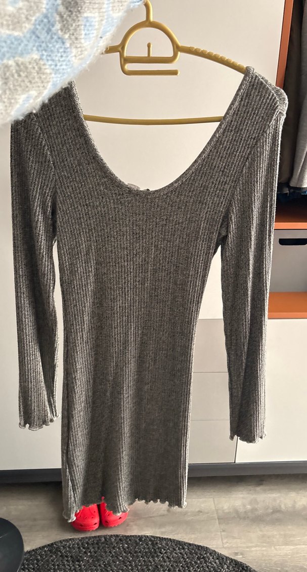Gri V Yaka Uzun Kollu Triko Elbise - Görsel 3
