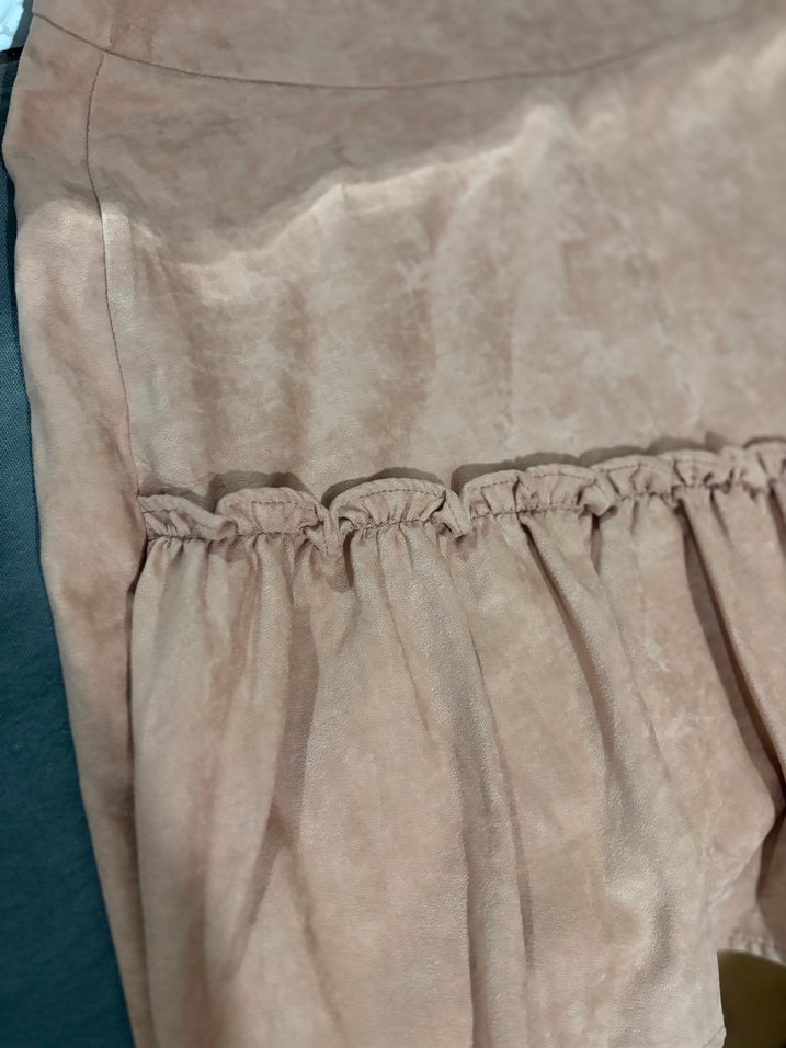 Bej Süet Fırfırlı Mini Etek - Görsel 3