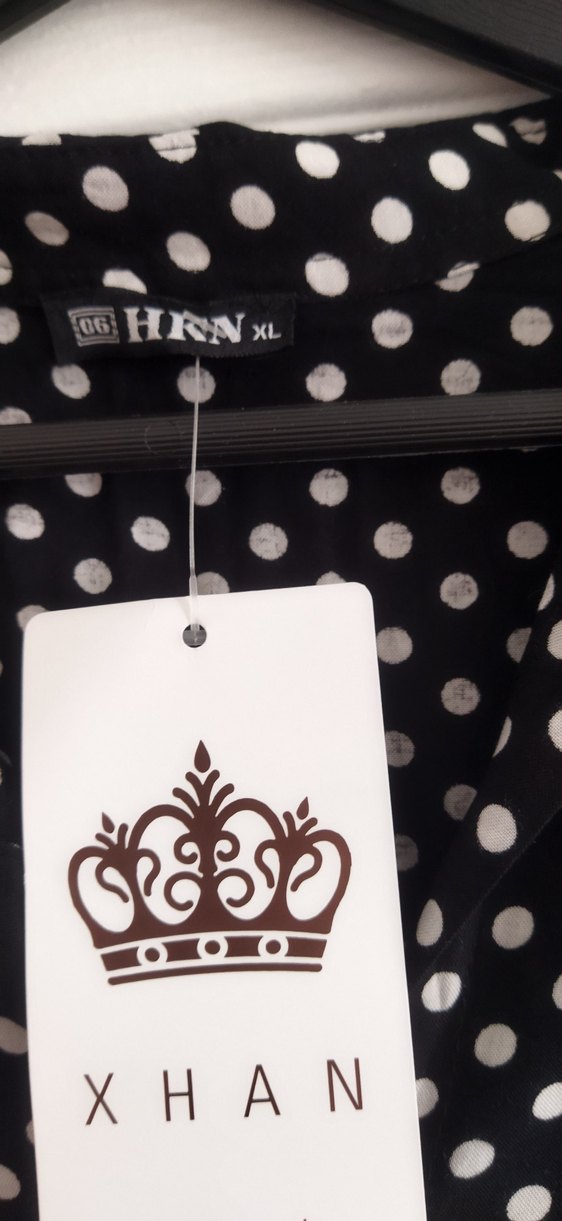 Uzun Kollu Puantiyeli Siyah Elbise fiyat sorunuz - Görsel 4