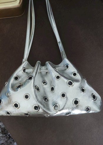 Zara Gri Metal Tokalı Kadın Çanta