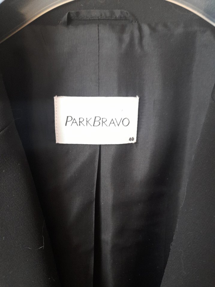 Siyah Klasik Kesim Mini Kadın Blazer Ceket - Görsel 3