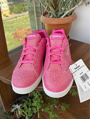 35 Beden Reebok Pembe Simli Ayakkabı