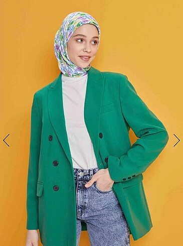  Beden Pilise eşarp çiçekli