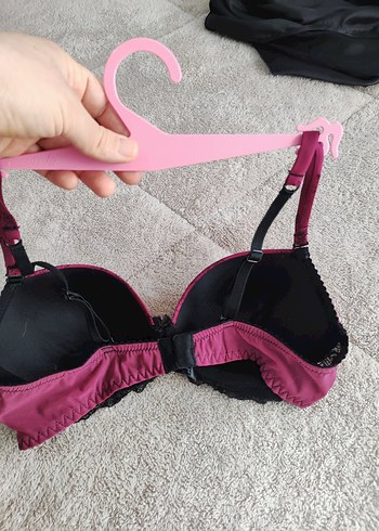 Koyu Pembe Baskılı Gotik Sütyen - Görsel 3