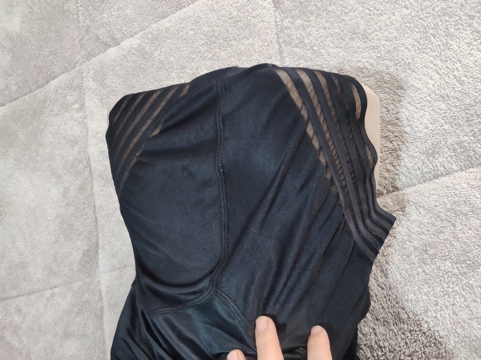 Siyah V Yaka İnce Askılı Bustiyer - Görsel 5