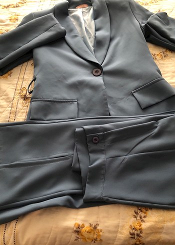 m Beden Gri Kadın Uzun Kesim Düğmeli Blazer ceket takım
