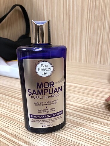 Mor şampuan