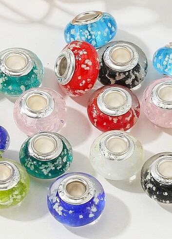 Karanlıkta parlayan murano cam charm