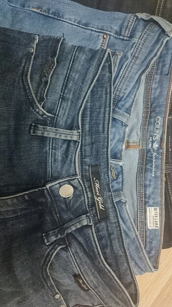 Mavi Jeans Üçüde small beden uyumludur. en alttaki ve ikincisi colins son