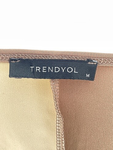 m Beden çeşitli Renk Trendyol & Milla Mini Üst %70 İndirimli.