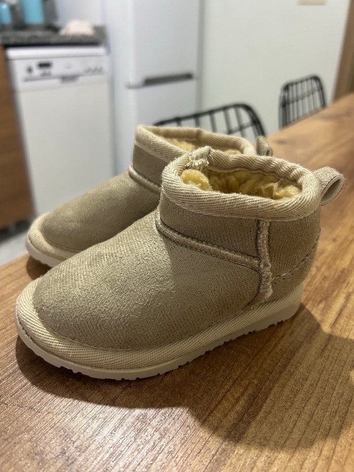 Kız bebek ugg - Görsel 3