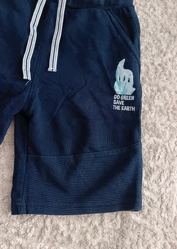LC Waikiki Koyu Mavi Erkek Çocuk Bol Kesim Şort