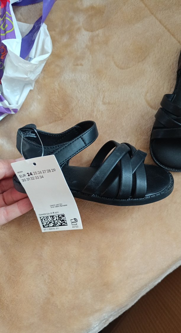 Kız Çocuk Siyah Cırt Cırtlı Sokak Stili Sandalet - Görsel 2