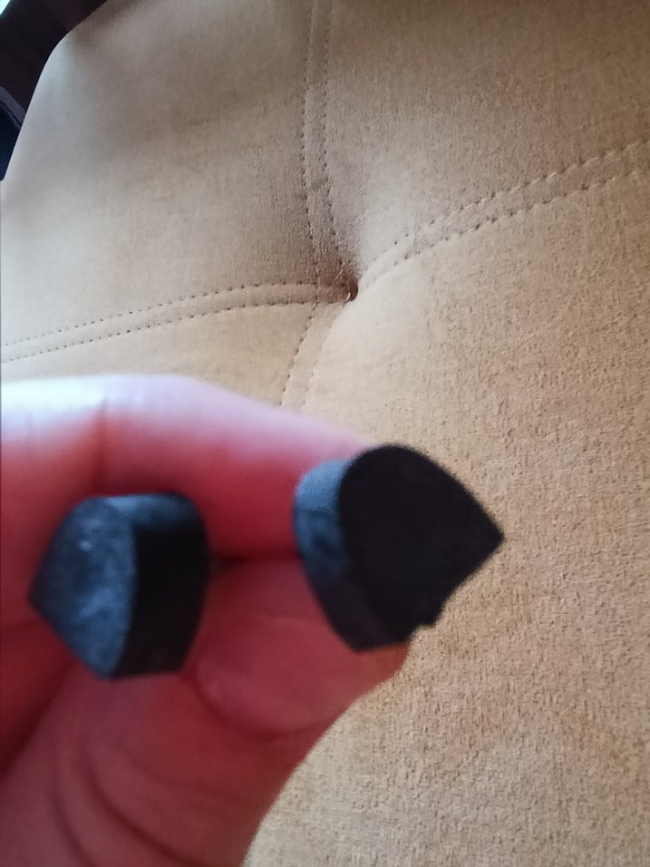 Minimalist Siyah topuk ucu - Görsel 4