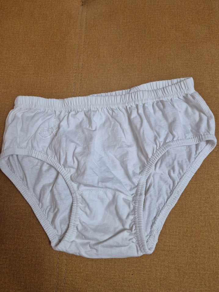 Beyaz Nakışlı Çocuk kadın külot - Görsel 3