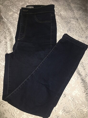 Oxxo dar paca jean