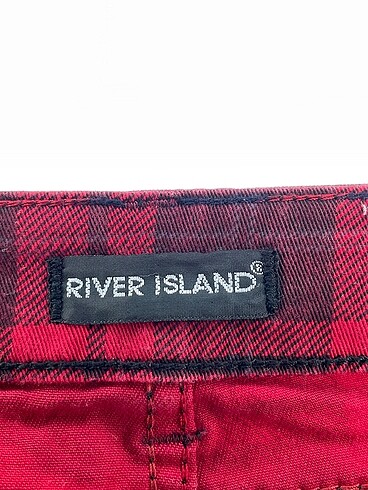 26 Beden çeşitli Renk River Island Mini Şort %70 İndirimli.