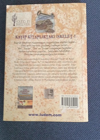 Kayıp Kitaplıktaki İskelet-1 Kitabı