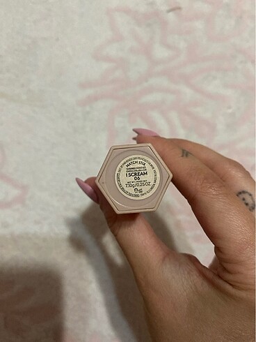 Fenty Beauty fenty beauty aydınlatıcı stick