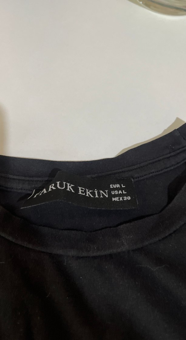 Siyah Kısa Kollu Baskılı Kadın Tişört - Görsel 2