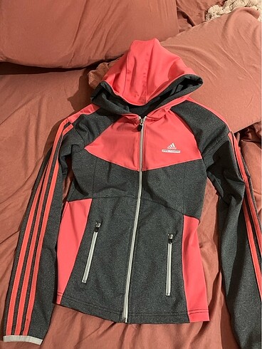 Adidas Kapüşonlu