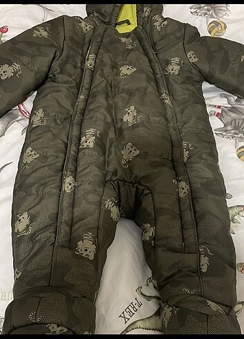LC Waikiki Astronot mont