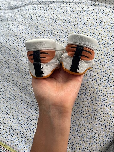 26 Beden Adidas spor ayakkabı