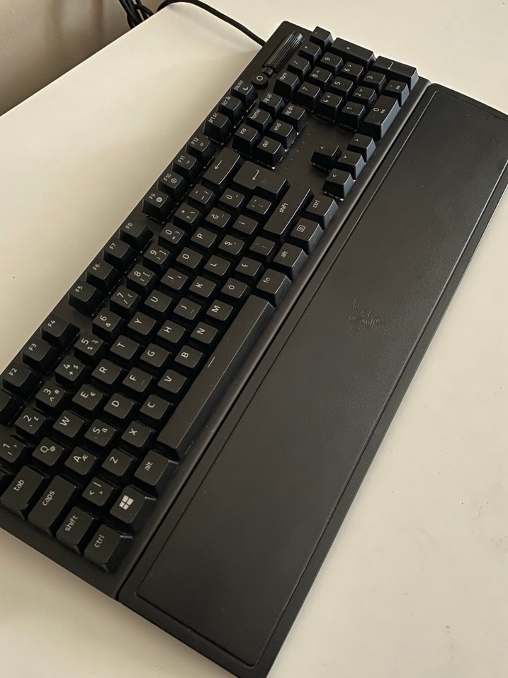 Razer BlackWidow V3 Mekanik Oyun Klavyesi - Görsel 3