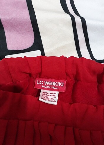 LC Waikiki Kirmizi kiz cocuk etek