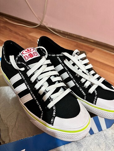 Adidas nızza orıgınals
