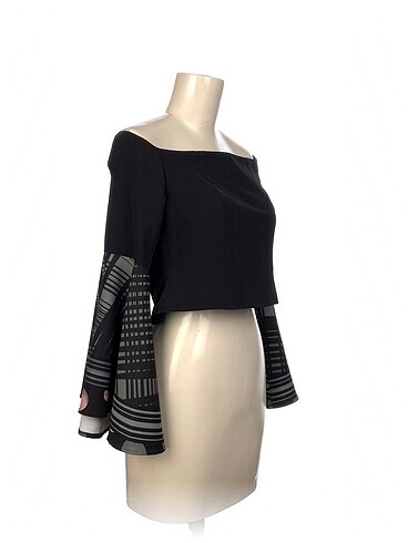 Diğer PreLoved Bluz %70 İndirimli.