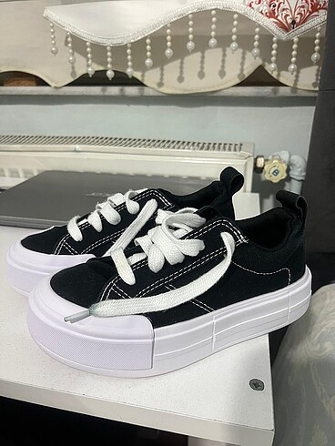 Converse Converse