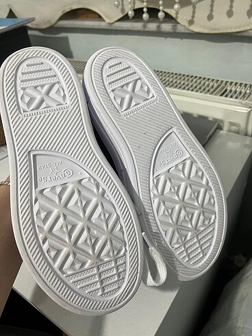 32 Beden siyah Renk Converse
