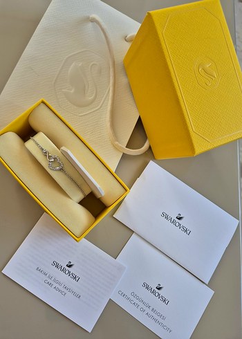 Swarovski Altın Renk Kadın Bileklik