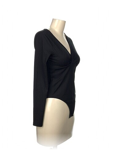 H&M H&M Bluz %70 İndirimli.