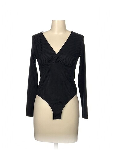 H&M Bluz %70 İndirimli.