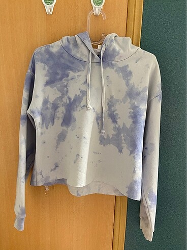 Şapkalı sweatshirt