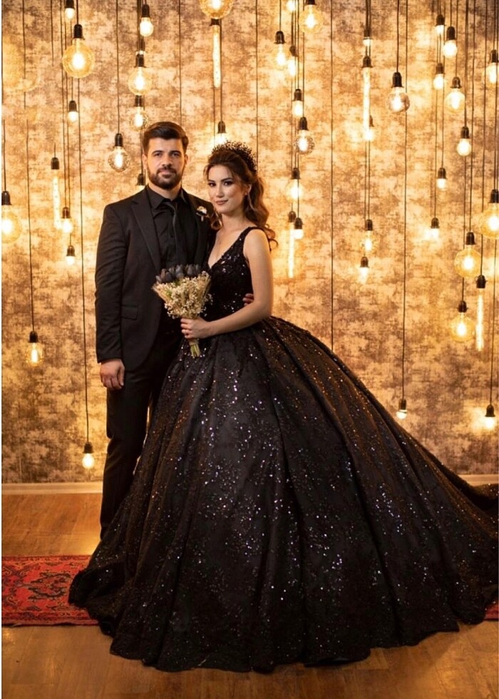 Siyah Nişanlık - Görsel 3
