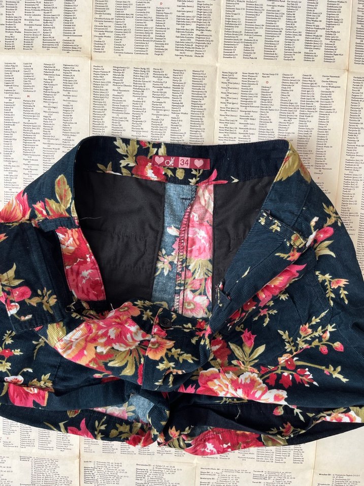 Çiçekli Vintage Mini Şort - Görsel 4