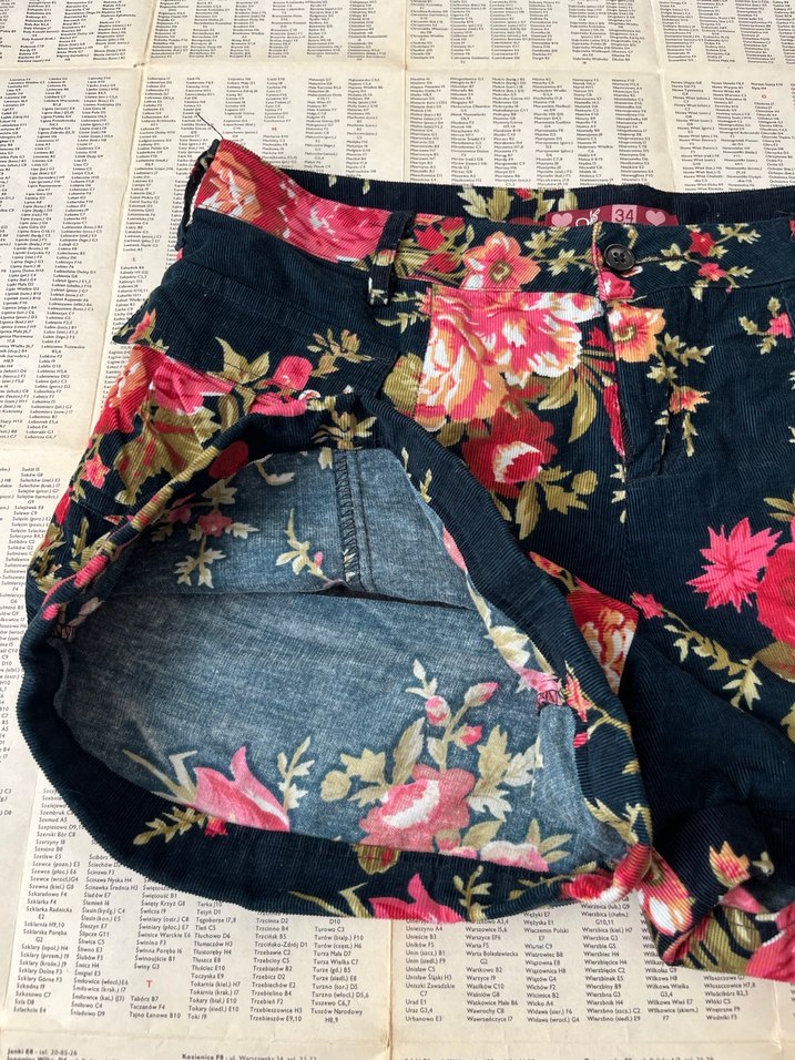 Çiçekli Vintage Mini Şort - Görsel 2