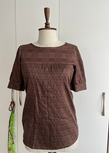 MUDO Kahverengi Desenli Kısa Kollu Bluz - Görsel 4