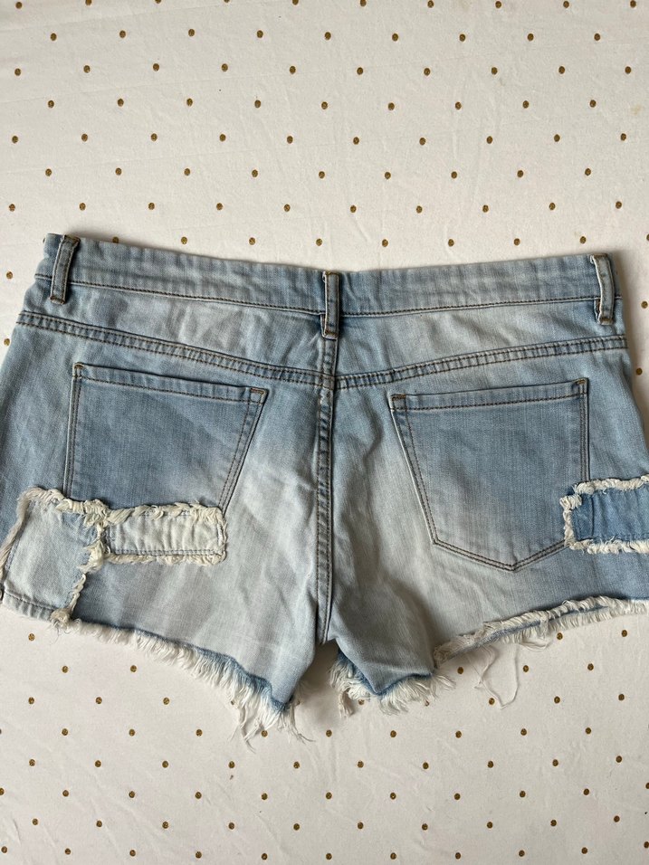 Grunge Patchwork Açık Renk Kot Şort - Görsel 2