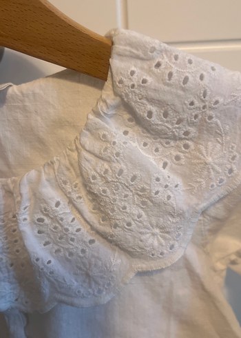 Kız Çocuk Beyaz Nakışlı Pamuklu Gömlek - Görsel 3