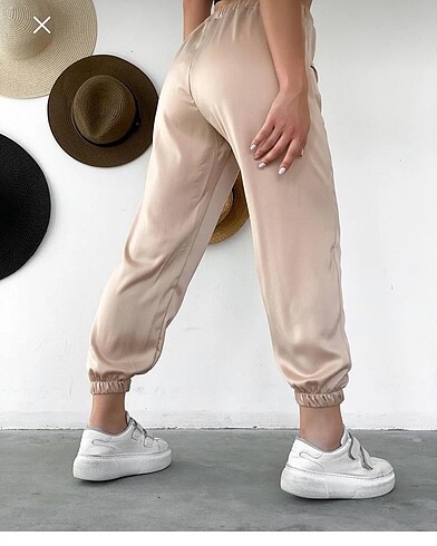 Önü cepli saten jogger pantolon