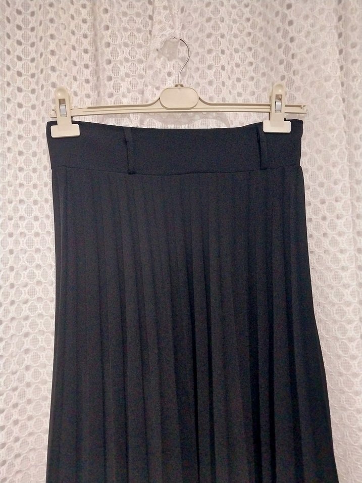 siyah piliseli etek - Görsel 3