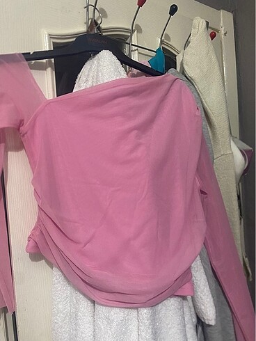 Pembe Bluz