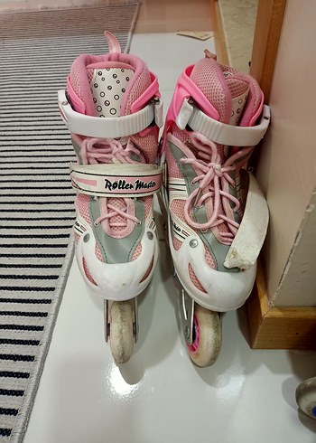 Pembe kız Spor Patenleri